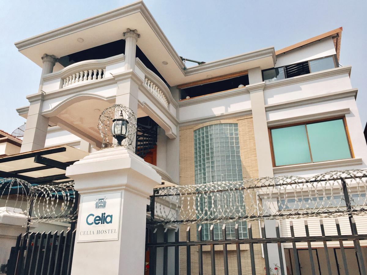 Celia Hostel Mandalay Eksteriør bilde