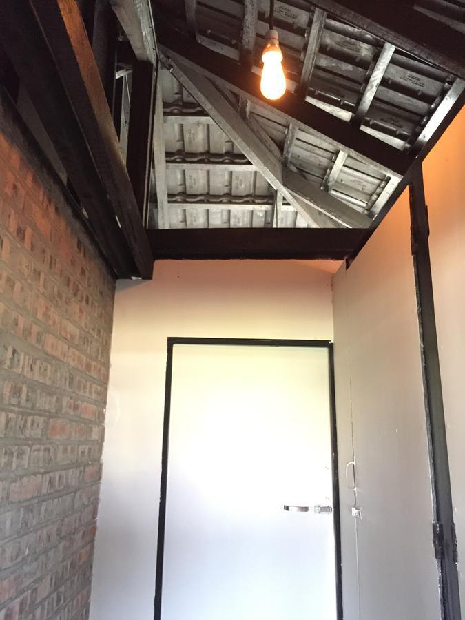 Celia Hostel Mandalay Eksteriør bilde