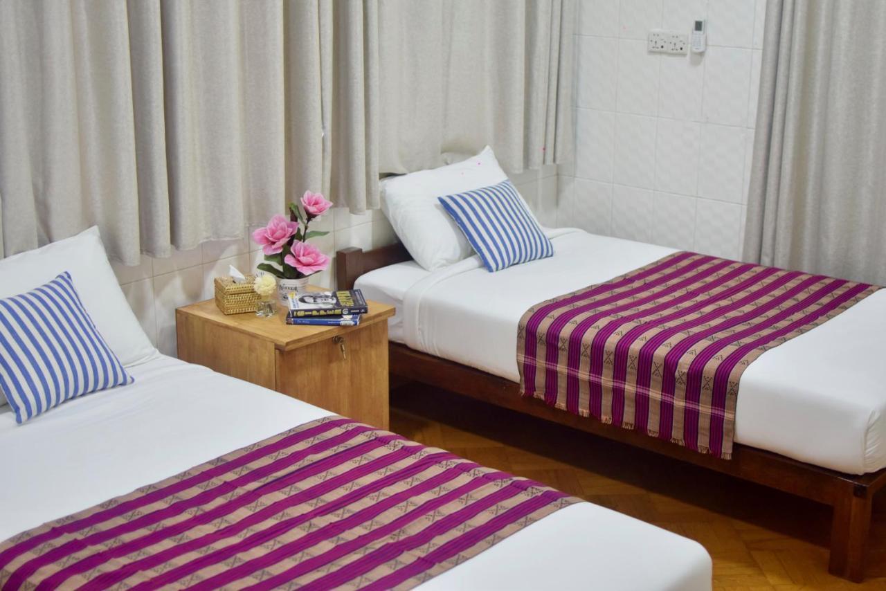 Celia Hostel Mandalay Eksteriør bilde