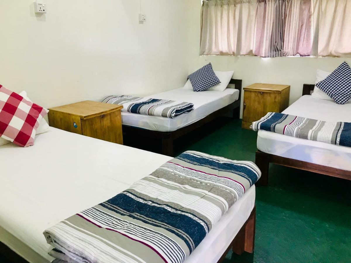 Celia Hostel Mandalay Eksteriør bilde